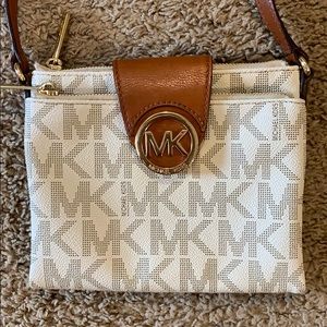 Michael kors mini  cross body purse